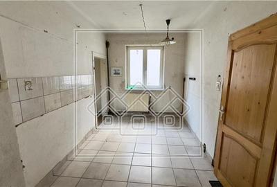 Casa de vanzare in Sibiu - curte individuala  zona  Turnisor - 9