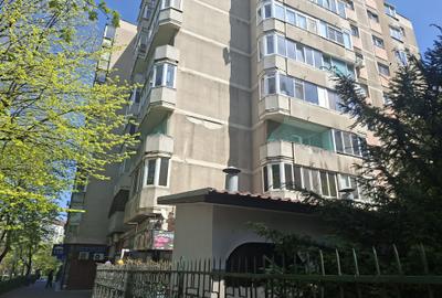 Ap 2 Camere | Bd. Gheorghe Sincai | 3 min metrou si parc | bloc 1982 - 9