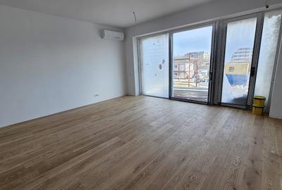 Apartament cu 4 camere în Sisești