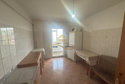 Apartament 3 camere  decomandate de vanzare in Bacau - 2