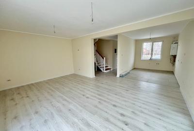 Duplex cu 4 camere în Exterior Vest