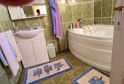 Pucioasa Dambovita,  zona centrala, vanzare casa si teren - 15