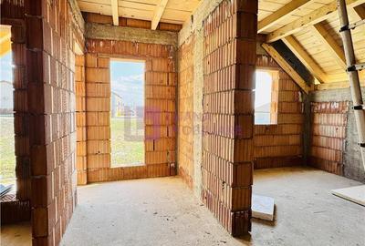 Casa individuala NOUA | 5 camere | Sura Mare | teren 340 mp - 4