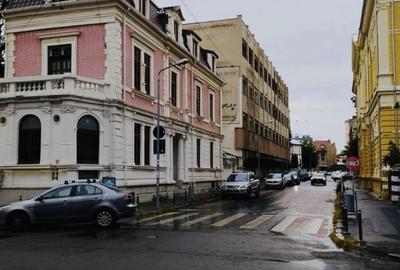 OCAZIE VILA 425MP INTERBELICA RENOVATA UNIRII, CURTE PROPRIE 30 mp - 369000 Euro - 12