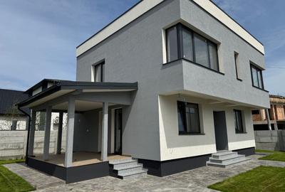 Vila Tunari cu vedere la LAC, 135m2 si curte mare - 6