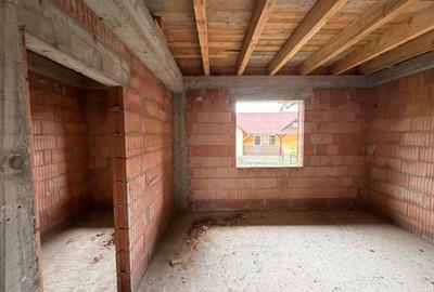 Casă de vânzare 260 mp utili + 1052 mp teren in centrul orasului Covasna - 15