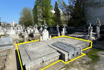 Cavou de vanzare  in Cimitirul Central Bacău - 4