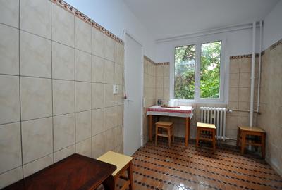 Apartament 3 camere decomandat Drumul Taberei 5 min metrou, comision 0 - 4