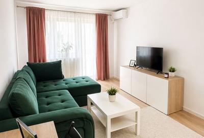 Apartament cu 2 camere decomandat, mobilat în Central