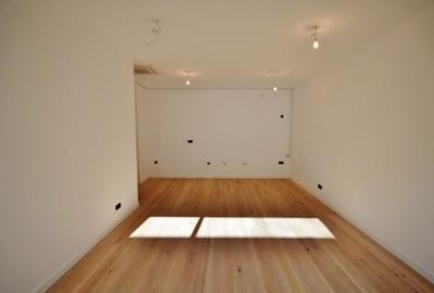 2 CAMERE || DECOMANDAT || CURTE ENGLEZEASCA 27MP || FLOREASCA - 12