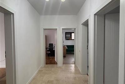 3 Camere, Eroii Revolutiei, Locuinta sau Birou, Centrala proprie, Parcare, 2 min - 11