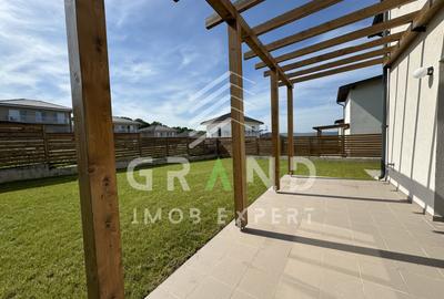 TOTUL NOU!Casa individuala,4 camere,3 BAI,TERASA,GARAJ,zona Dezmir - 24