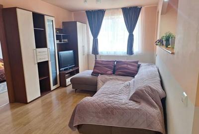 INCHIRIEZ APARTAMENT 2 CAMERE, ETAJ 3 ZONA CIRSICA - 4