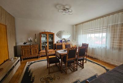 Apartament 3 camere, dec,  2 băi, 2 balcoane, et. 3 din 4, zona Șagului-Steaua - 2