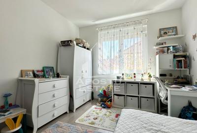 Apartament cu 3 camere de vanzare, etajul intai, Dumbravita - 9