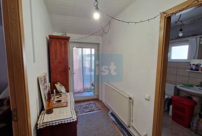 Casă cochetă cu 2 garaje și grădină | Valea Roșie, Baia Mare Comision0 - 4