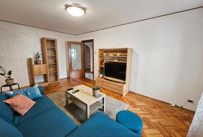 Apartament cu 4 camere semidecomandat, mobilat în Aviației