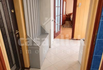 Apartament 3 camere, etaj 3 – Micro 19, capăt troleu - 3