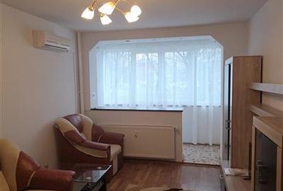 Apartament cu 2 camere decomandat, mobilat în Central