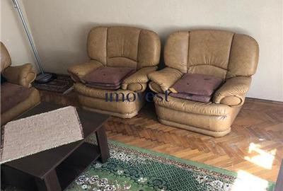 De inchiriat: Apartament la casa in zona Centrala - 2