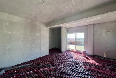 Penthouse cu 3 camere open-space în Urseni