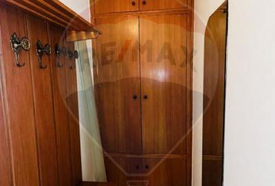 Apartament cu 2 camere de închiriat- Bulevardul Mamaia - 12