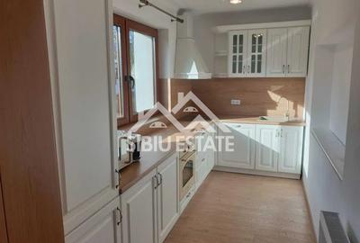 Apartament modern de inchiriat 3 camere, curte, garaj  Zona Sub Arini - 3