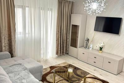 Apartament cu 3 camere decomandat, mobilat în Cetate