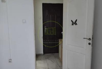 Garsonieră decomandată în Broscărie
