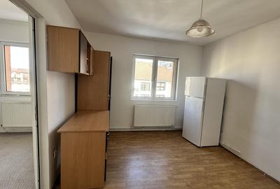 Apartament 2 camere zona Cedonia - 4