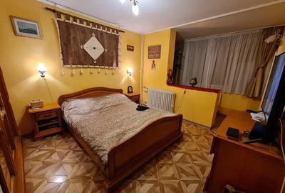 Apartament cu 3 camere de vanzare in zona 1 Decembrie 1918-metrou - 1