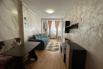 Apartament cu 2 camere semidecomandat, mobilat în Florești