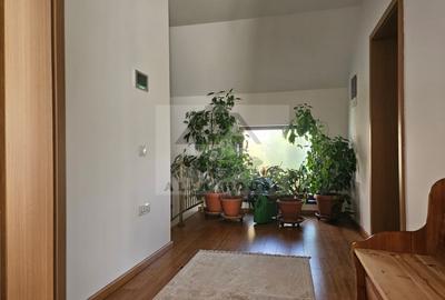 Casă individuala cu 5 camere, 270 mp, Tractorul - zona Coresi - 18