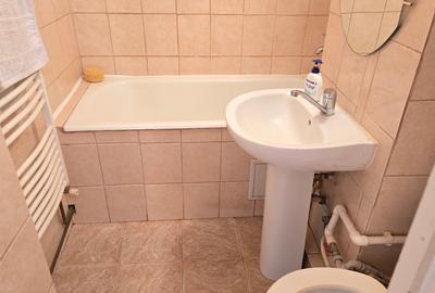 Vand apartament 2 camere decomandat in Deva, zona Micro 15, situat pe mijloc, - 8