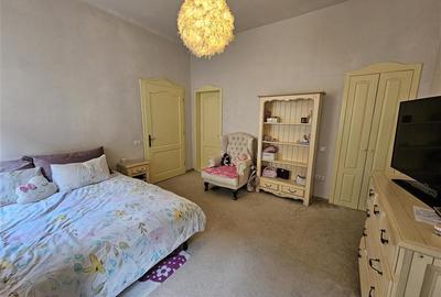 Apartament deosebit cu 3 camere str. Castelului - 15