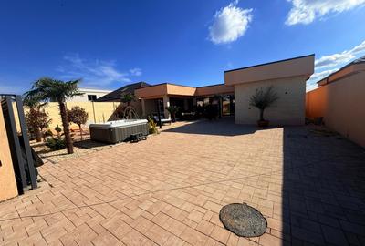 Complex de case individuale cu 3 camere, pe parter. Comision 0 - 22