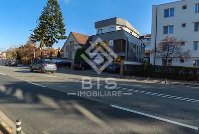 Spațiu Generos de Închiriat - 90 mp Utili - Zonă Ultra-Centrală. - 15