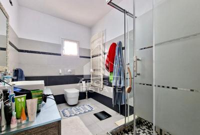 Vila cu terasa si piscina in Zadareni - 18