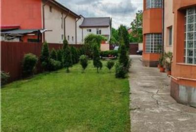 Vila 14+ camere 970mp, teren 1045mp, pt ninim 2 familii, mobilata/utilata, 2 gar - 5