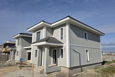 Duplex cu 4 camere în Moșnița Nouă