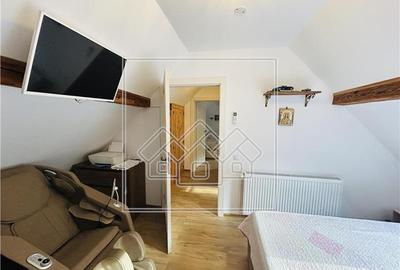 Casa de vanzare in Sibiu - Cisnadioara - 5 camere si 4 bai - - 26