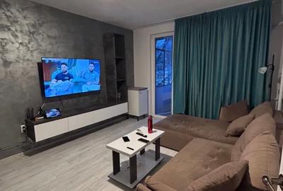 Apartament cu 2 camere semidecomandat, mobilat în Brâncoveanu