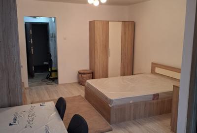 Garsonieră decomandată, mobilată în Nicolae Grigorescu