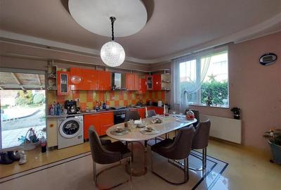 Casa mare pentru 2 familii sau pentru afacere - 6