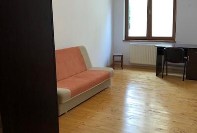 Chirie ap.1 camera , decomandat, amenajat-zona Lic.Unirea-la 10 min de UMF - 3