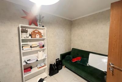 Apartament cu 3 Camere De Vânzare | Suceava /Central I 75.000Euro - 2