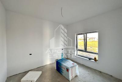 Jumatate de duplex cu 5 camere de vanzare, despartit, Dumbravita - 16