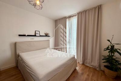 Garsonieră decomandată, mobilată în Torontalului