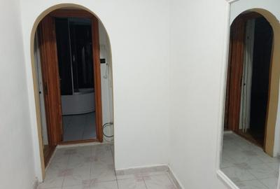 - Apartament 2 camere, Calarasi 4, parter cu balcon 15,3 mp. - 6