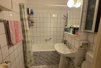 Titan, 5 minute metrou, strandul Cara, pe strada Stanila, bloc H, 4 etaje - 14